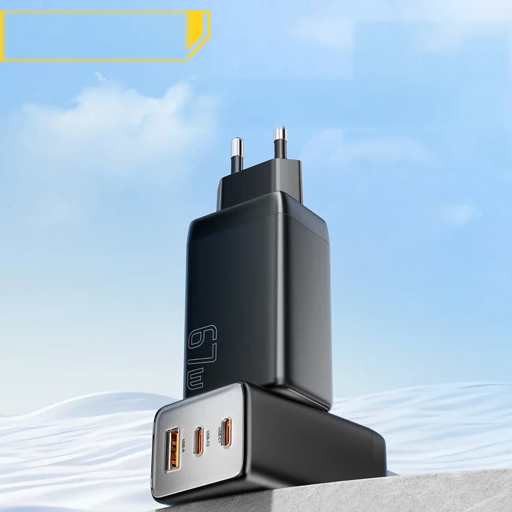 QC/PD 지원 67W GaN USB-C 고속 충전기